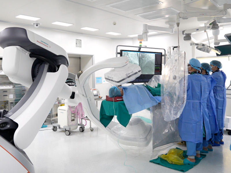 4-gio-dau-tri-dung-mui-kim-cuong-khoan-mang-xo-vua-mach-vanh