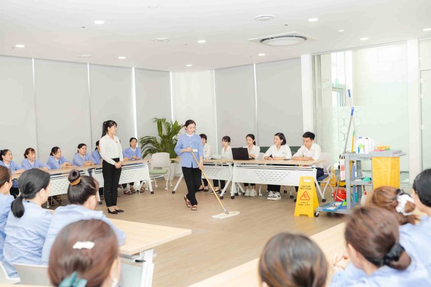 cong_ty_v_sinh_ti_ng_a_1